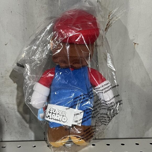 Jakks Super Mario 9 inch Plush Toy - Picture 4 of 6